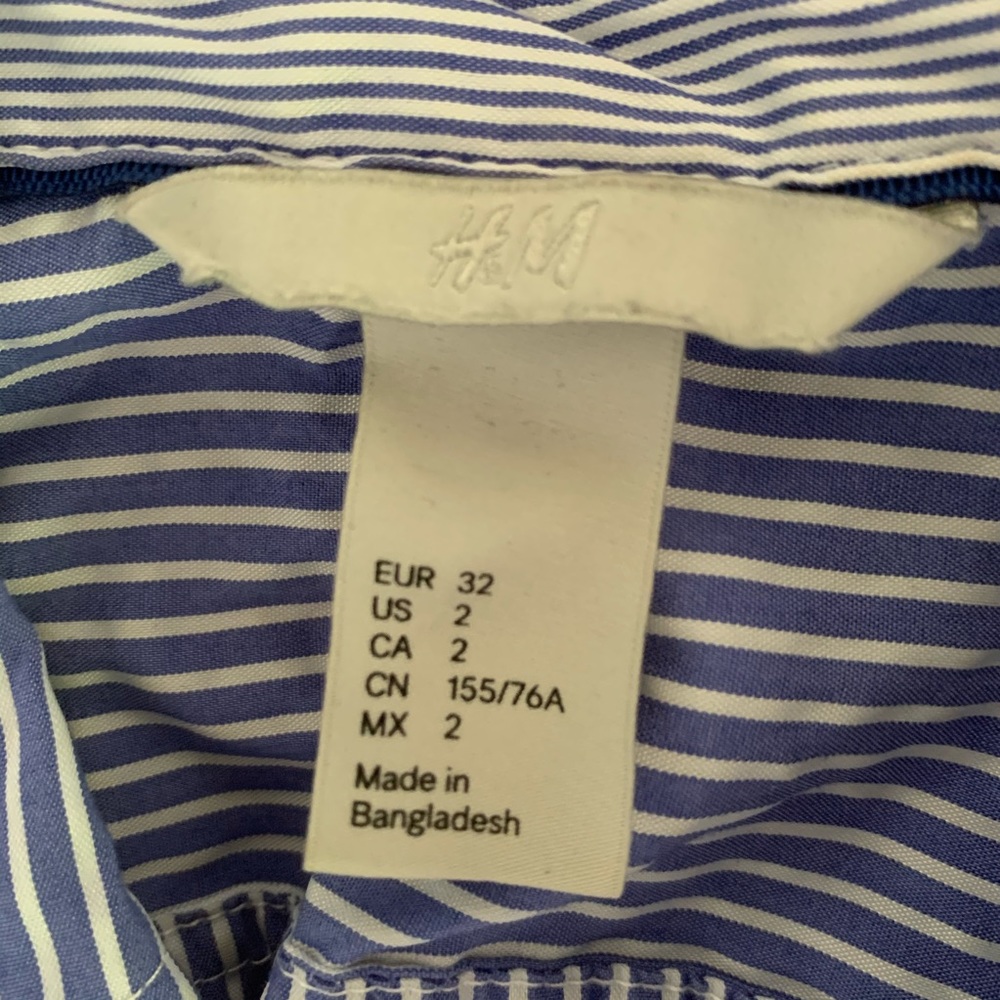 H&M Fitted Button Down - Picture 4 of 4